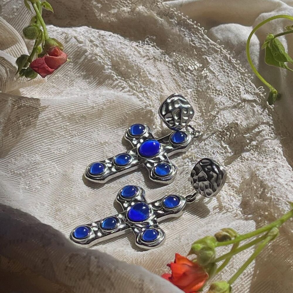 introducing the allegra earrings <33 designed by me :) made with stainless steel - Picture 3 of 7